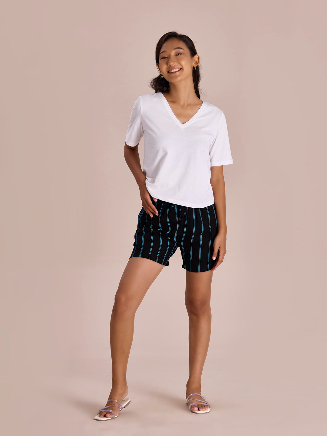 Women Printed Black Mid Rise Viscose Lounge Shorts