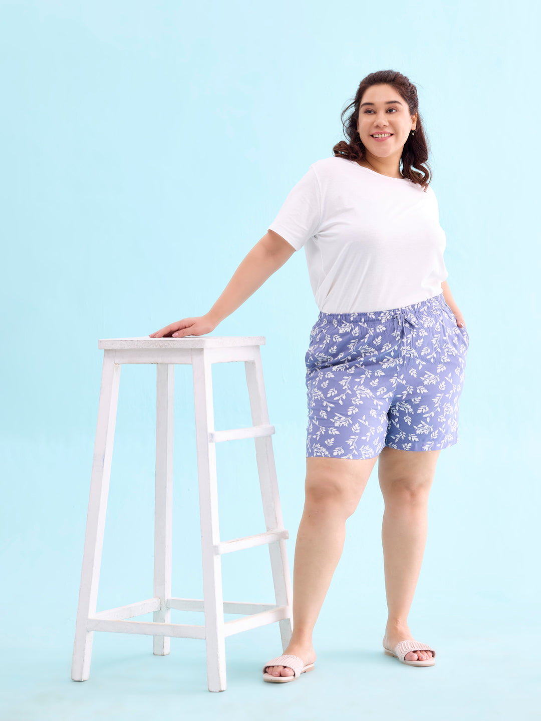 Women Printed Blue Woven Viscose Lounge Shorts