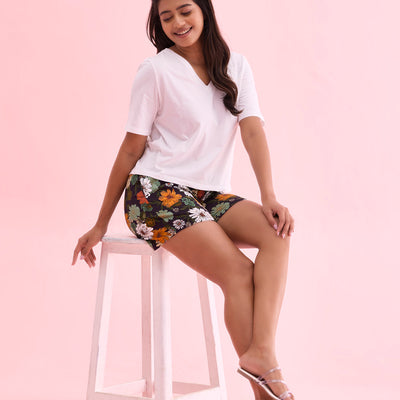 Women Printed Black Cotton Knit Mid Rise Relaxed Fit Lounge Shorts