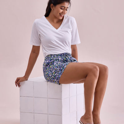 Women Printed Black Cotton Knit Relaxed Fit Mid Rise Lounge Shorts
