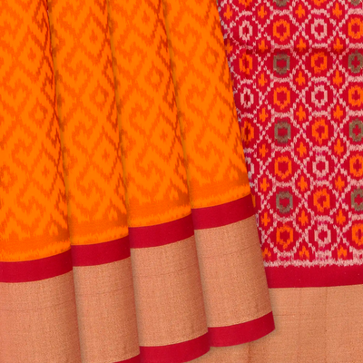 Yellow Handloom Pochampally Ikat Saree With Diamond Motifs-Yellow