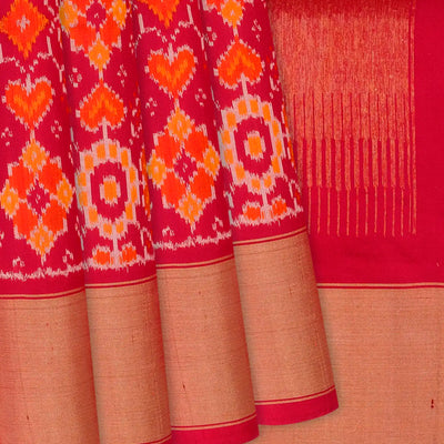 Red Handloom Pochampally Ikat Saree With Floral Motifs-Red