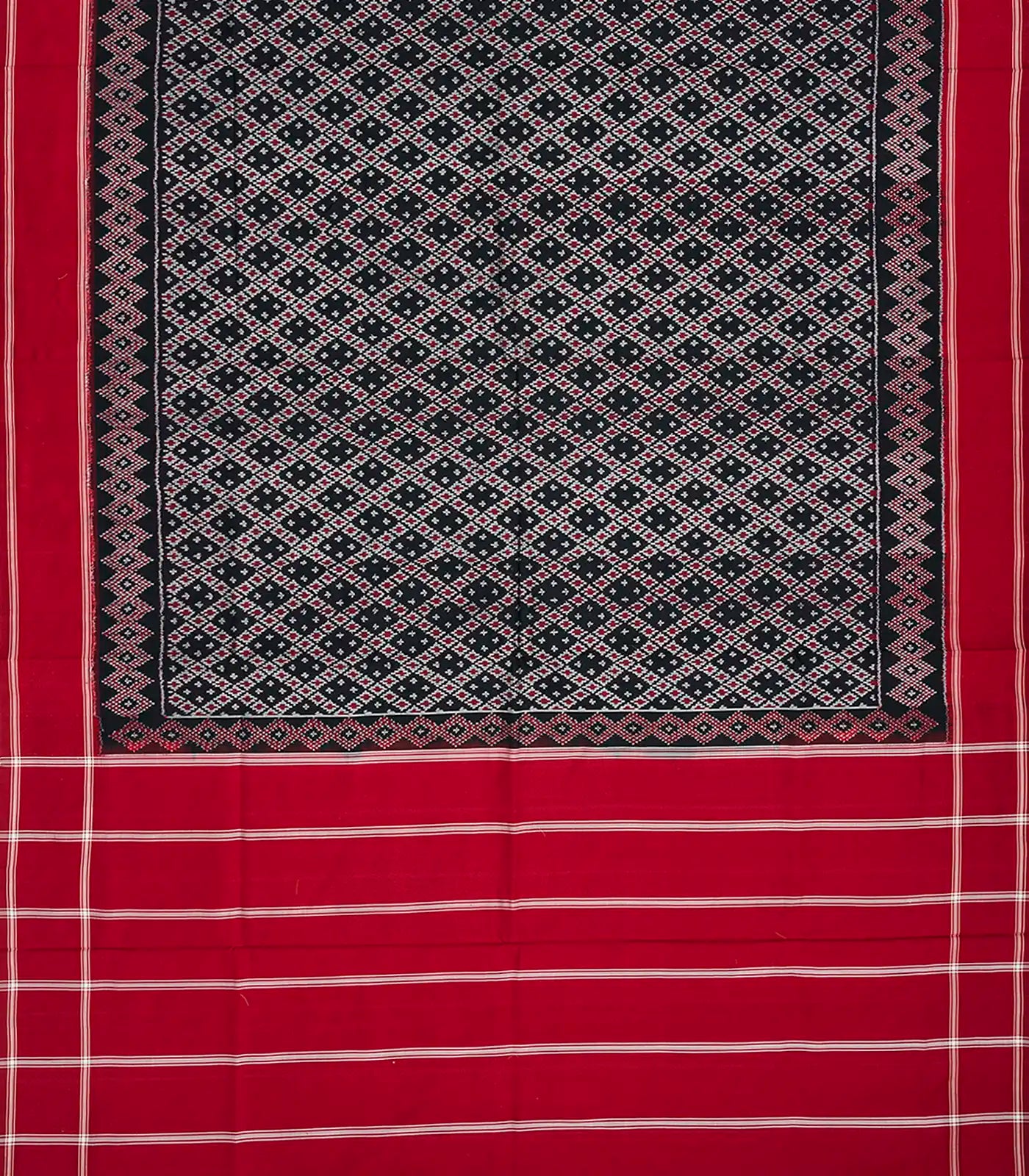 Black Handloom Pochampally Ikat Saree With Diamond Motifs-Black