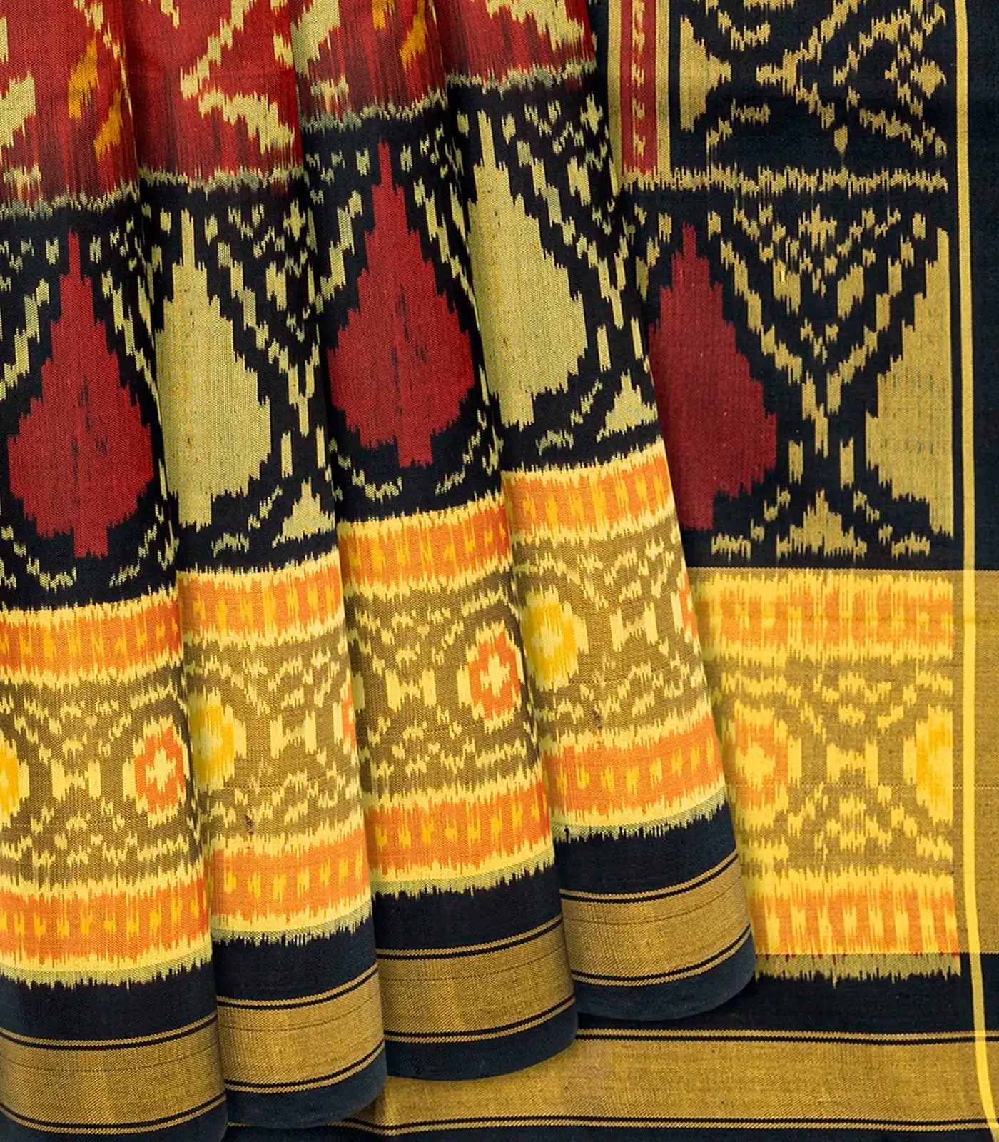 Maroon Handloom Rajkot Patola Silk Saree With Floral Motifs-Maroon