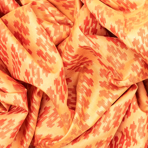 Cream Handloom Rajkot Patola Silk Saree With Floral Motifs-Cream