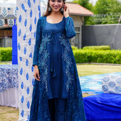 Modish fusion wear set