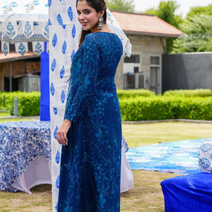 Modish fusion wear set