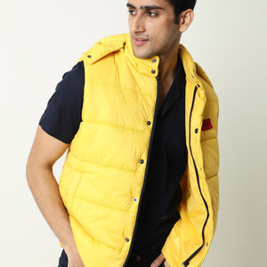 Rare Rabbit Men's Depot Yellow Plain Sleeveless Detachable Hood Puffer Jacket