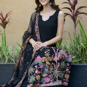 Shreya black Embroidered georgette set