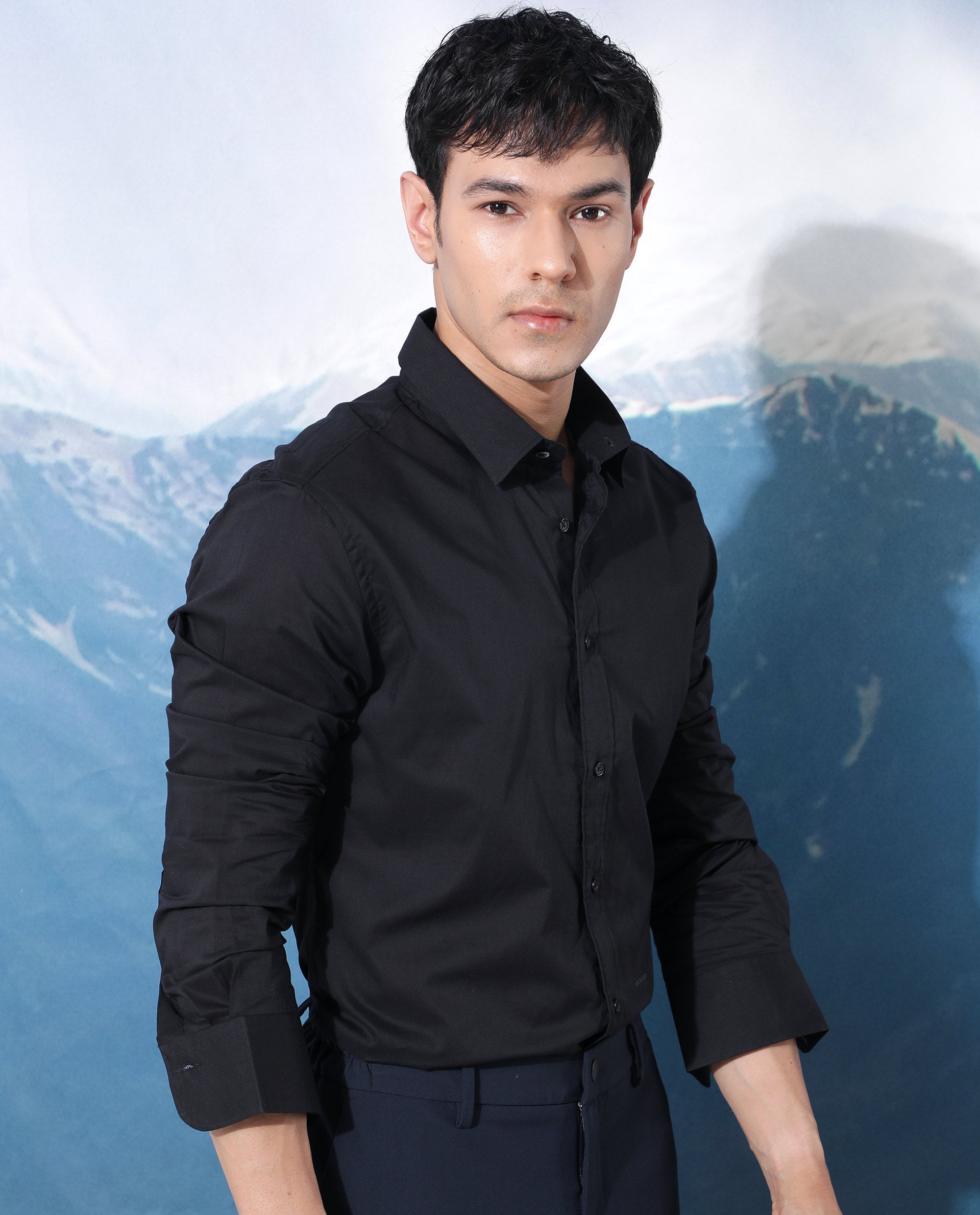 Rare Rabbit Men's Fullslee Black Cotton Fabric Full Sleeves Solid Shirt
