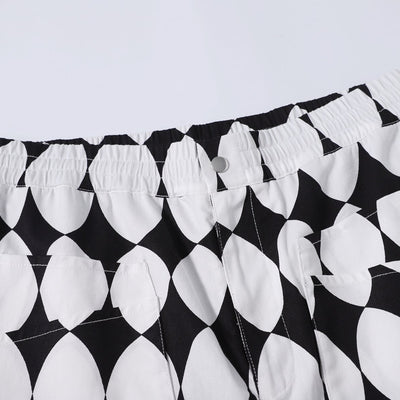 DIAMOND PATTERN SHORTS