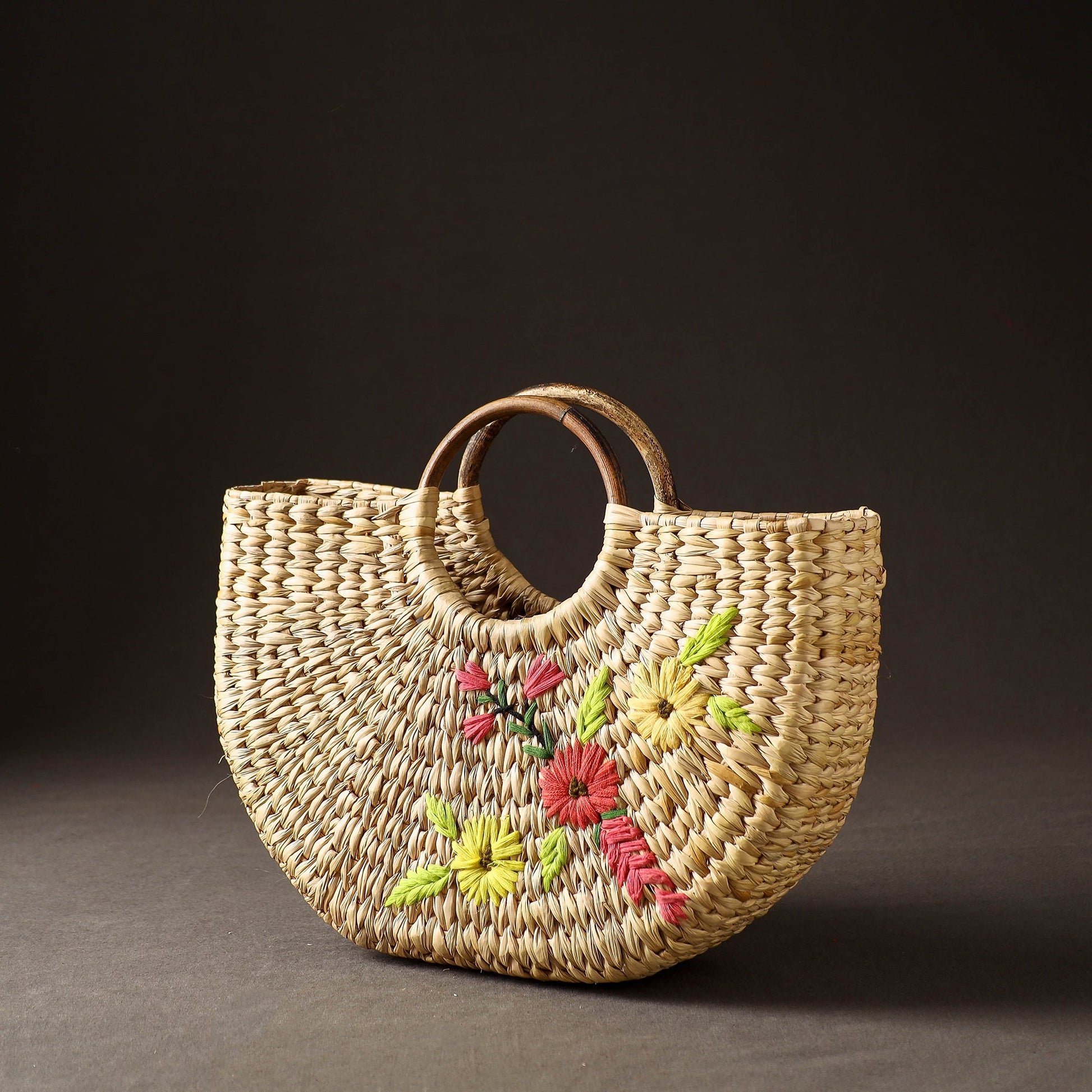 Beige - Handcrafted Natural Water Reed Embroidered Hand Bag