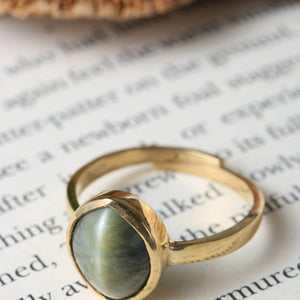 Studio Vaidik Cats eye/ Lehsuniya Ring 7.25 ratti