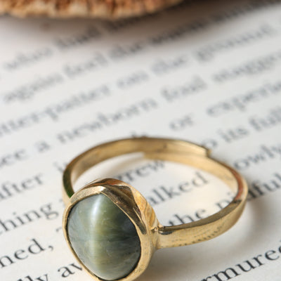 Studio Vaidik Cats eye/ Lehsuniya Ring 7.25 ratti