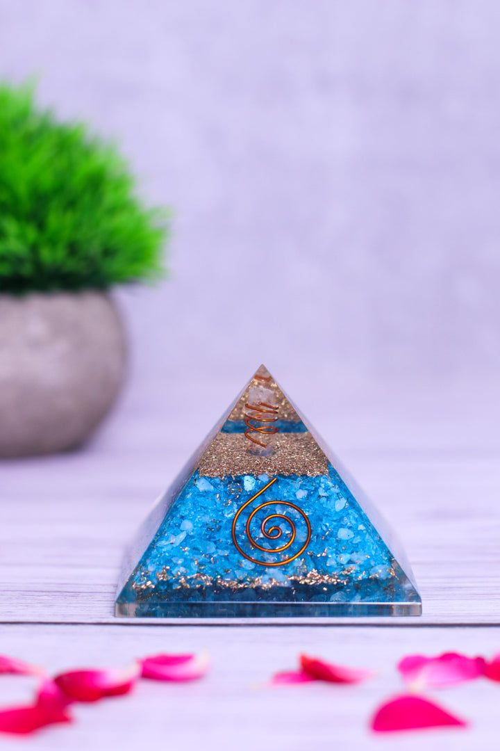 Firoza Orgonite Pyramid for Positivity Vastu Decorative Showpiece