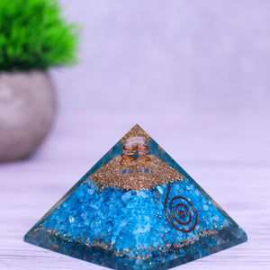 Firoza Orgonite Pyramid for Positivity Vastu Decorative Showpiece