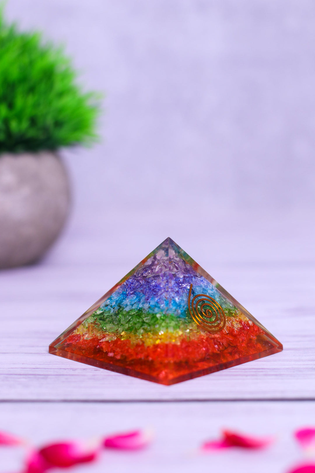 Seven Chakra Orgonite Pyramid for Positivity Vastu Decorative Showpiece