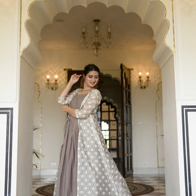 ADVIKA INNER WITH SHRUG SET