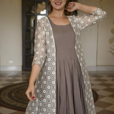 ADVIKA INNER WITH SHRUG SET