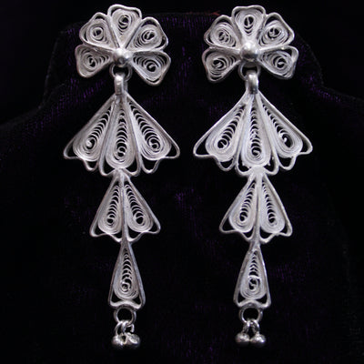 Chain of Floral Silver Filigree Earrings