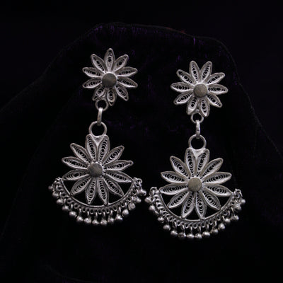Floral Silver Filigree With Beads Earring