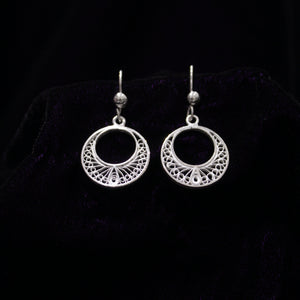 Classic Round Shape Silver Filigree Earring