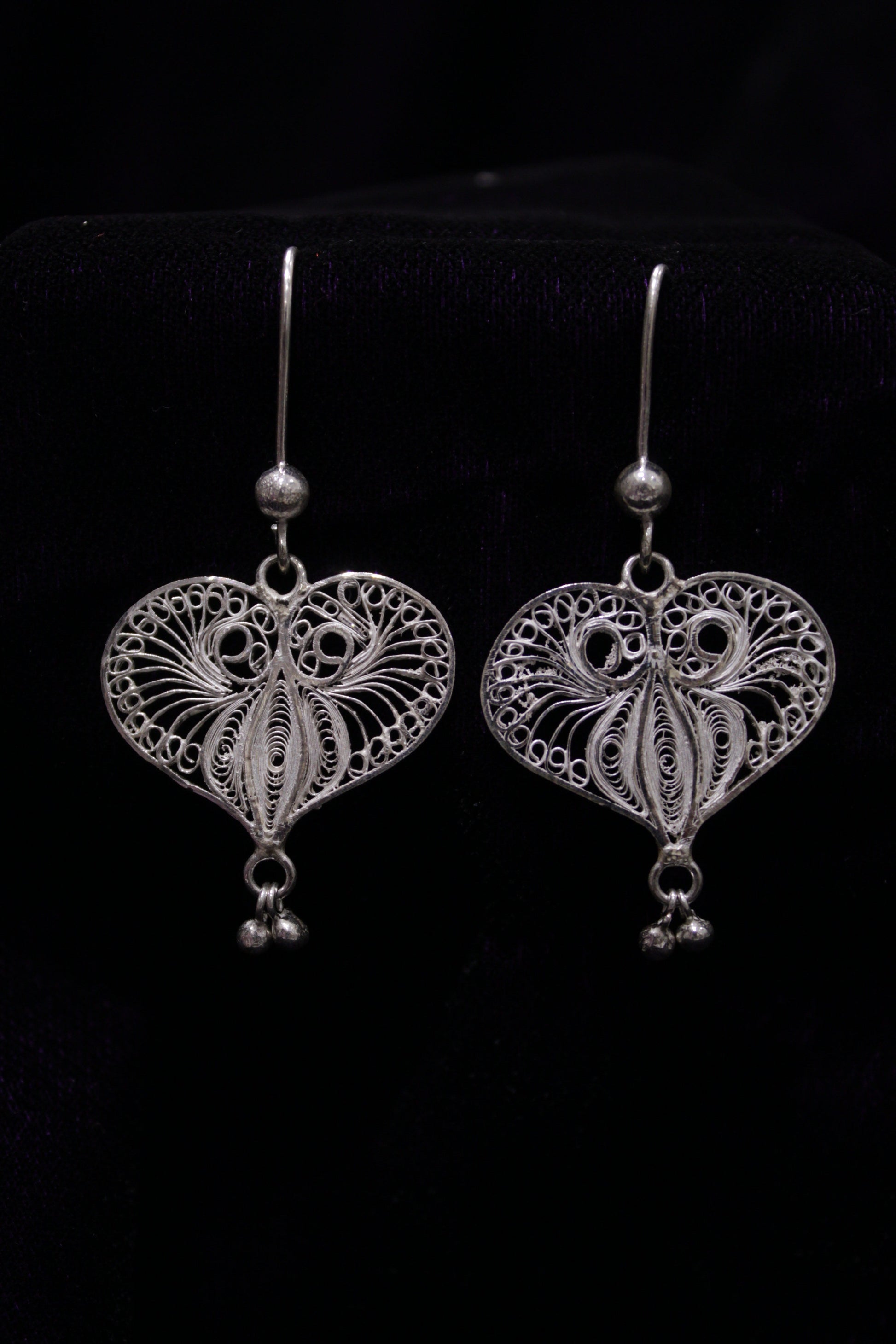 Butterfly in Heart Shape Silver Bead Filigree Earring