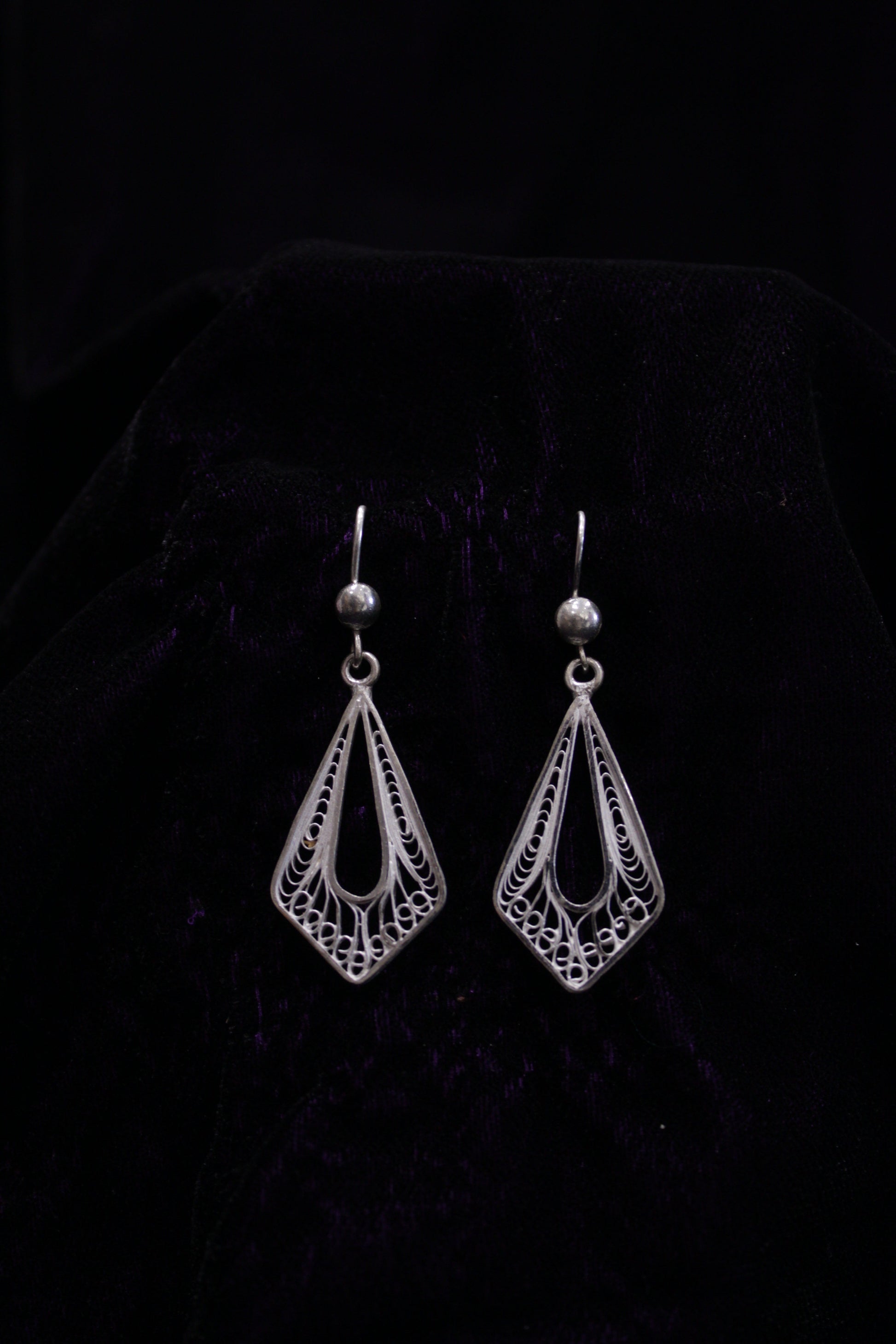 Diamond Silver Bead Filigree Earring Stud