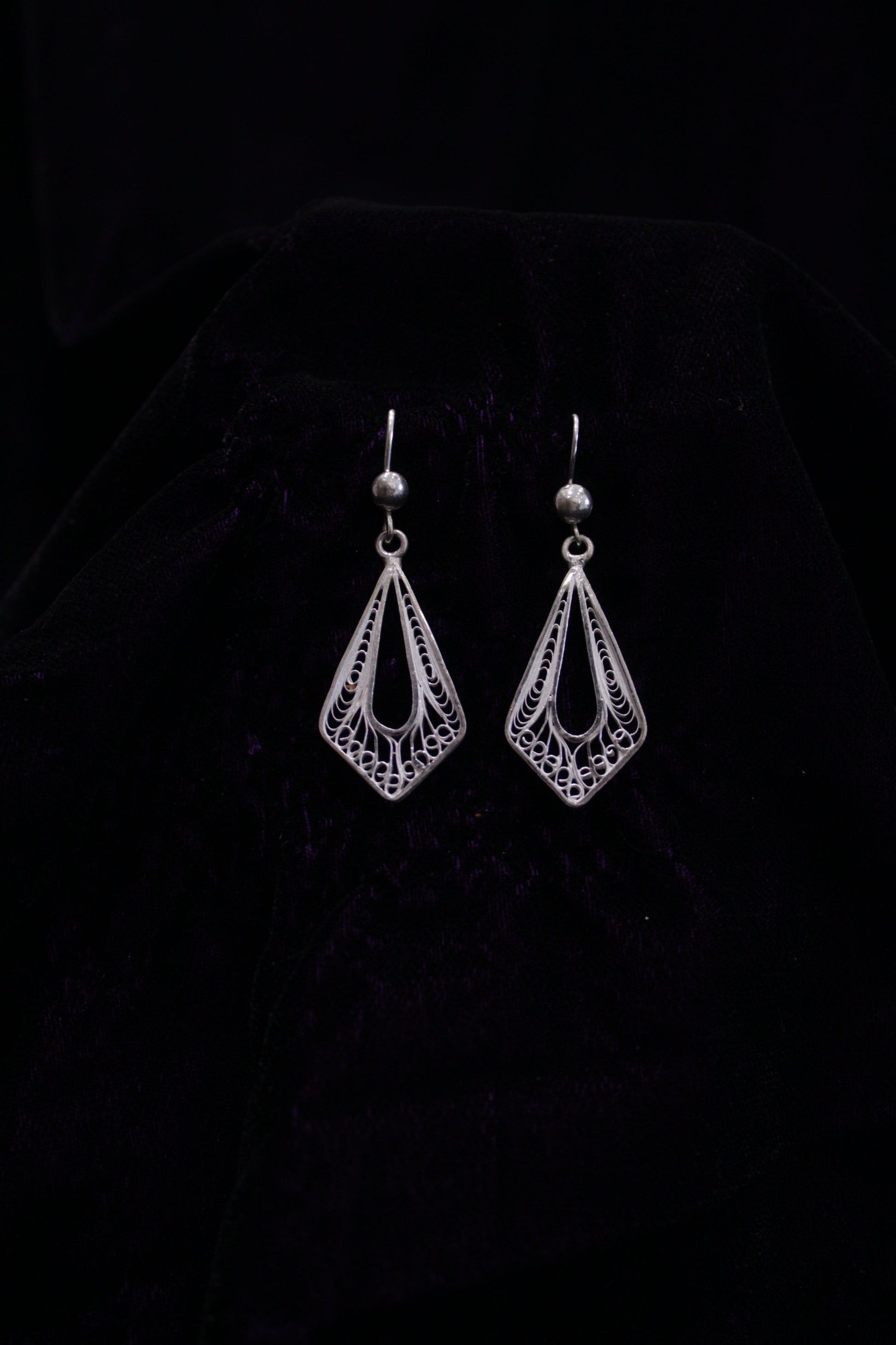 Diamond Silver Bead Filigree Earring Stud