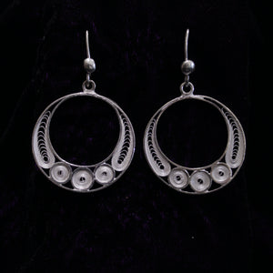 Round Shape Silver Filigree Earring