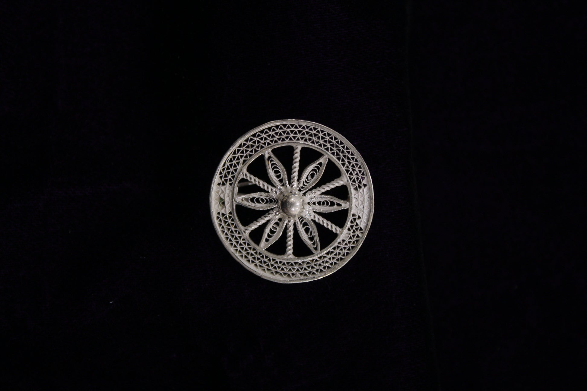 Konark Chakra Designer Silver Filigree Saree Pin