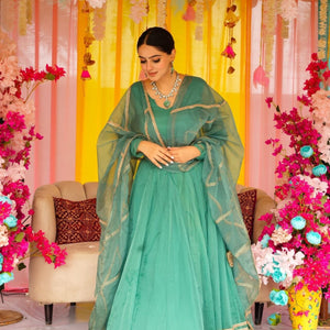 Sadhna green organza lehenga set