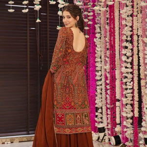 Caramel classic heavy embroidered suit set