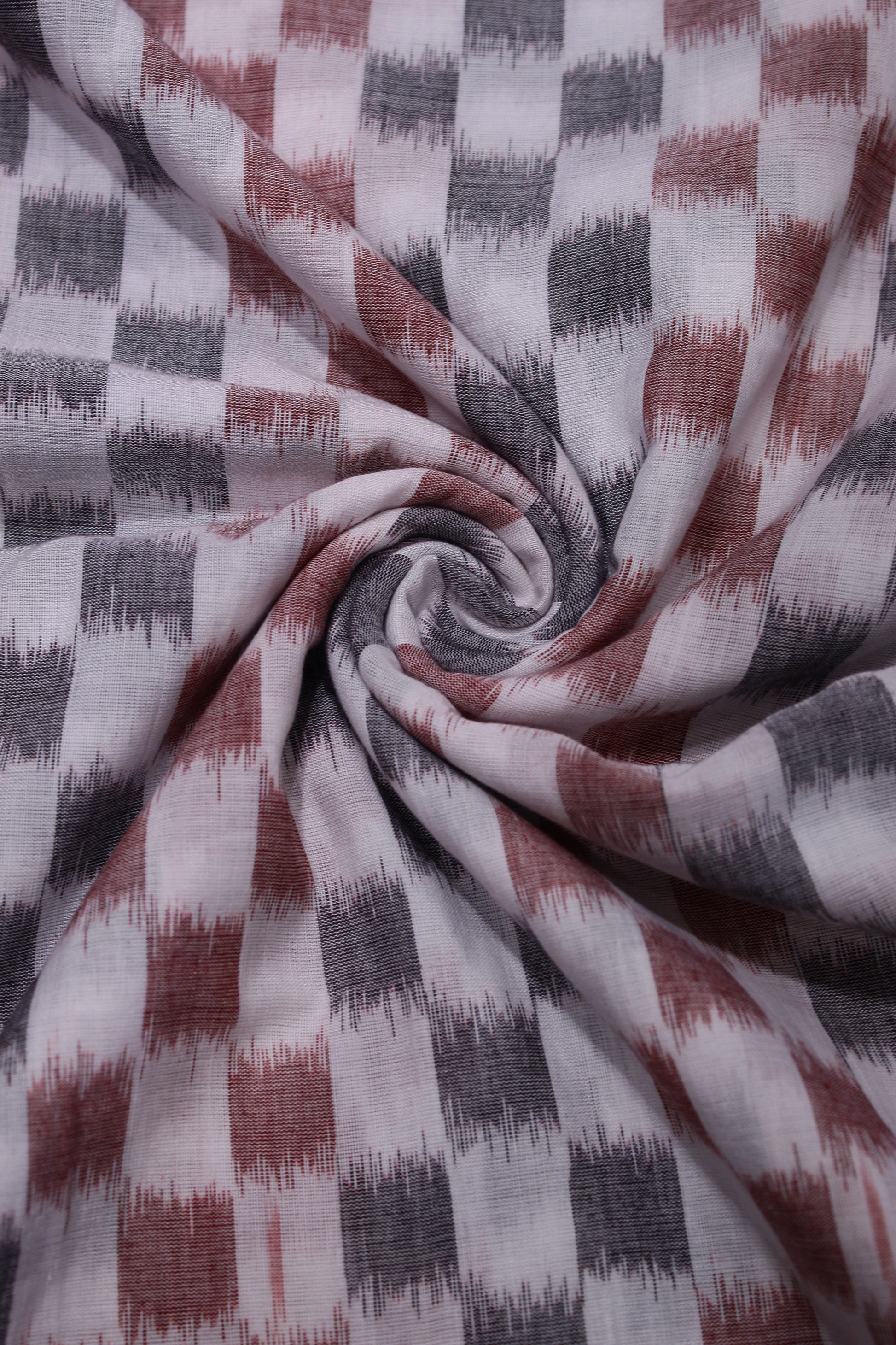 White Red Tipa Design Sambalpuri Ikat Cotton Fabric