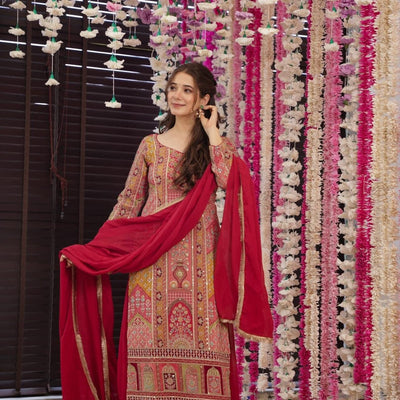 scarlett horizon heavy embroidered suit