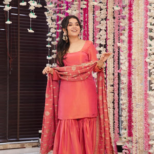 Mehreen cosmos sharara set