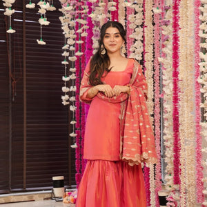 Mehreen cosmos sharara set