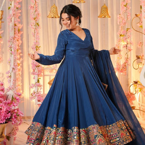 Embellished blue suit set