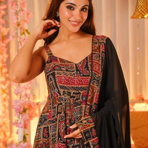 Prism black maxi set