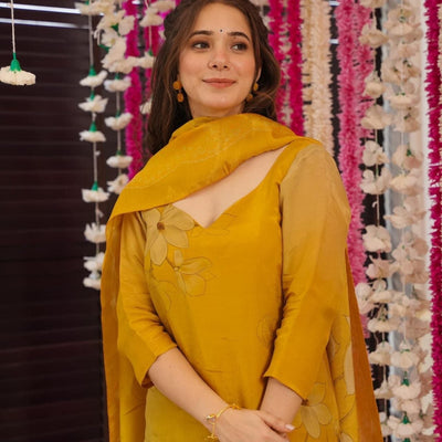 Meera yellow Kurta set