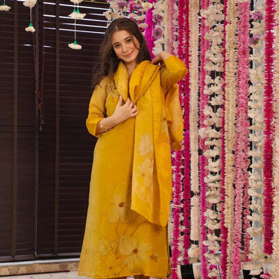Meera yellow Kurta set