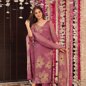 Rabia glow floral kurta set
