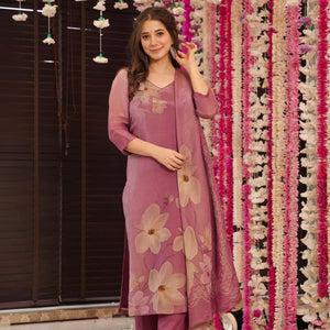 Rabia glow floral kurta set