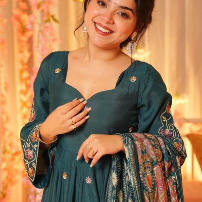 Kamakshee muslin suit set