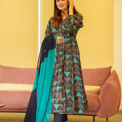 Saanvi blue suit set