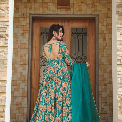 SHIBANI GREEN HEAVY SUIT SET