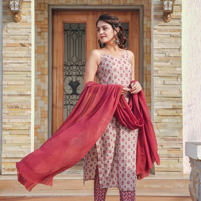 CRIMSON MUSLIN STRAIGHT SUIT SET