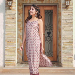 CRIMSON MUSLIN STRAIGHT SUIT SET