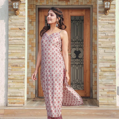CRIMSON MUSLIN STRAIGHT SUIT SET
