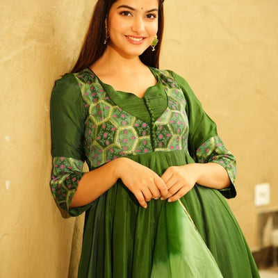 SEAWEED GREEN SILK EMBROIDERED SUIT SET